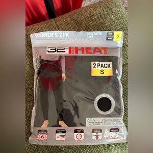 32 Degreez Heat Women’s Small 2 pack Black Leggings